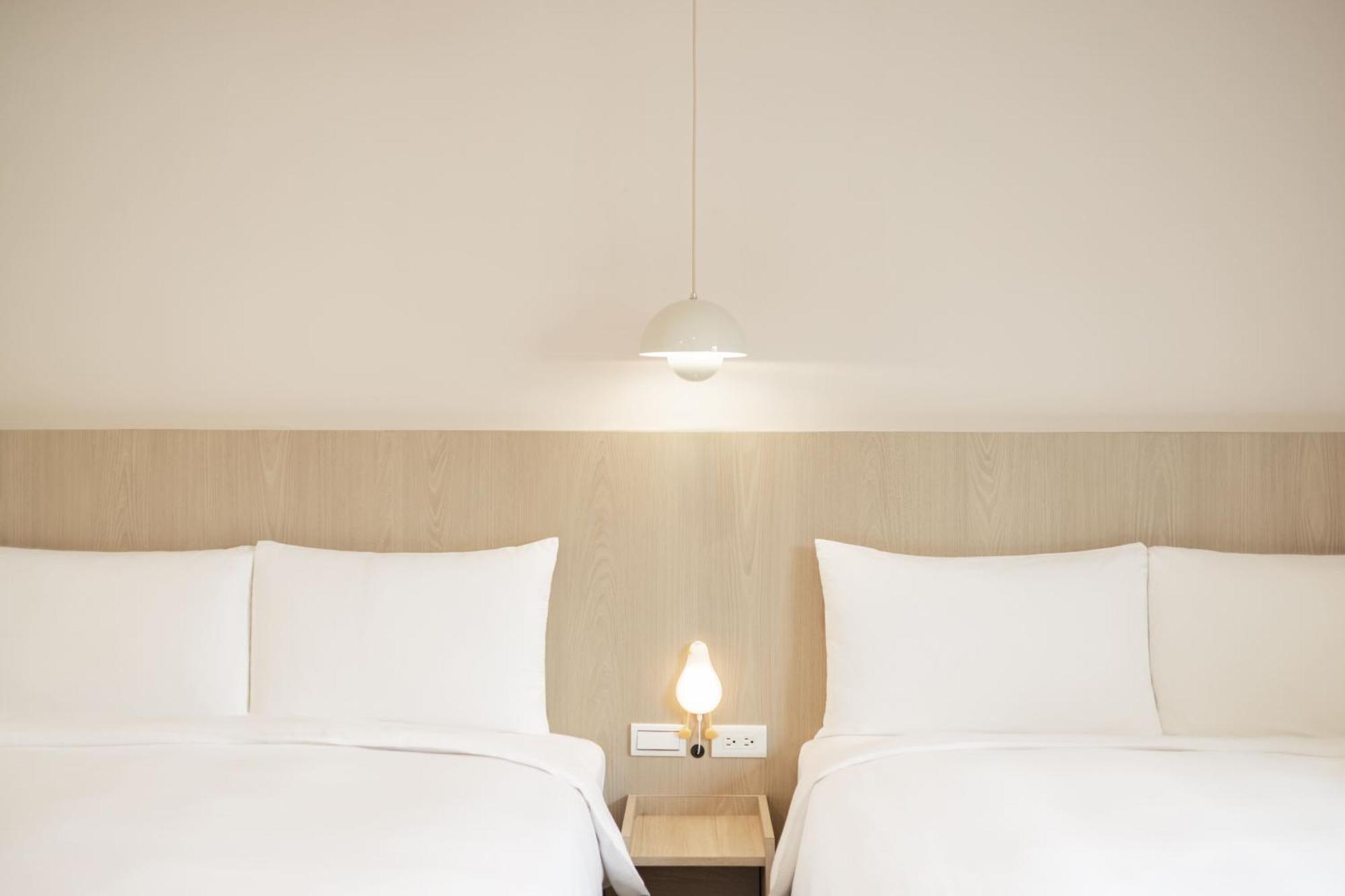 Kindness Hotel - Tainan Minsheng Стая снимка