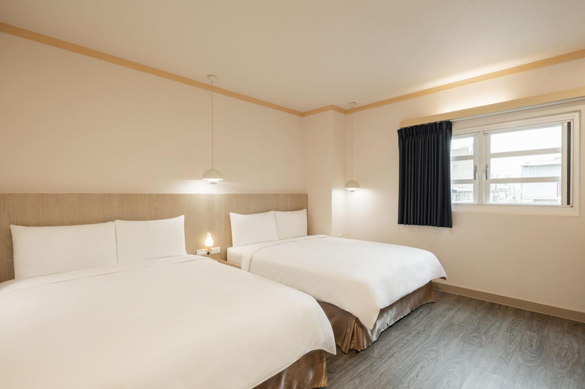 Kindness Hotel - Tainan Minsheng Стая снимка