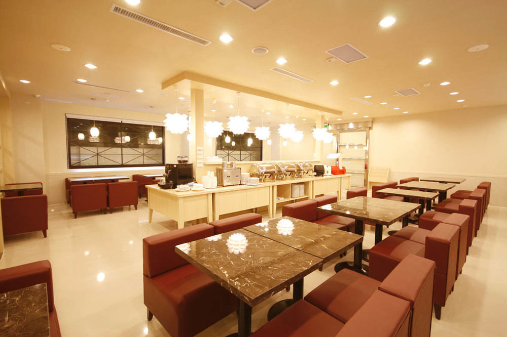 Kindness Hotel - Tainan Minsheng Екстериор снимка
